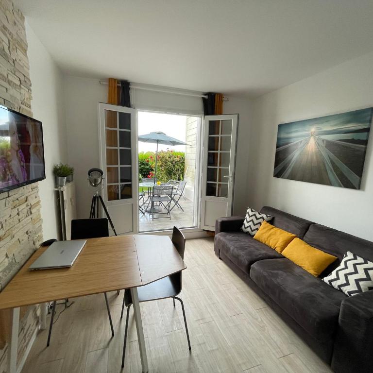 le CORDIER Appartement avec terrasse à TROUVILLE SUR MER - Apartamento con vistas al jardín - 1