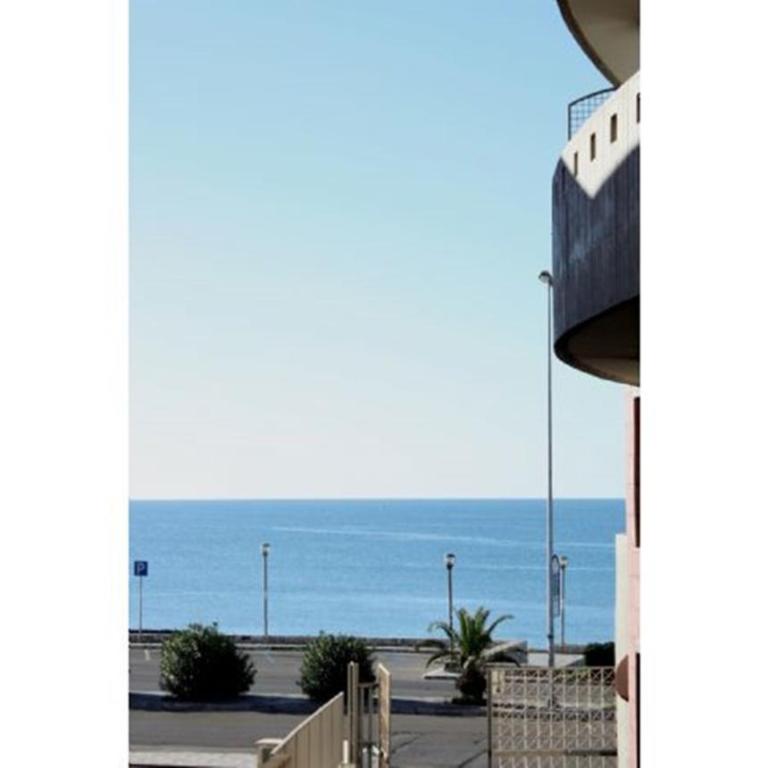 Trilocale Sissy sul mare - Appartamento con 2 Camere da Letto - 5