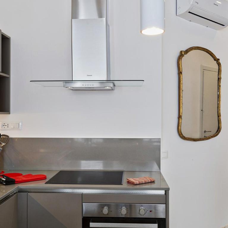 Studio Piccolo a Carignano by Wonderful Italy - Apartment - 7