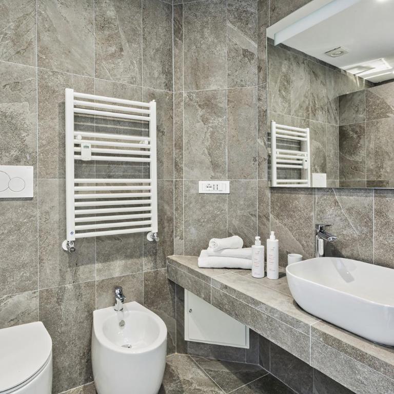 Studio Piccolo a Carignano by Wonderful Italy - Apartment - 12