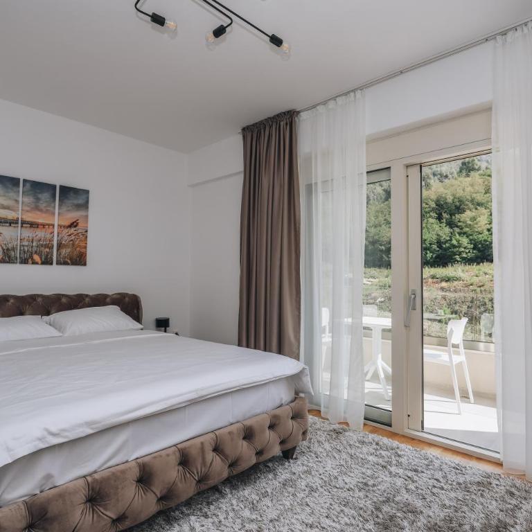 Status-M Apartments 174 - Studio Apartment with King Bed - 9