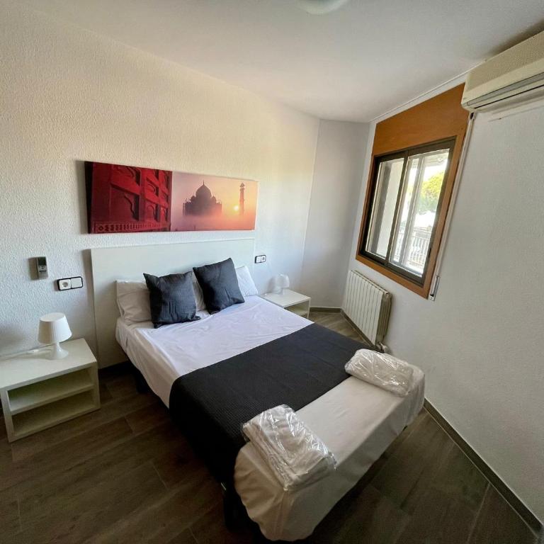 For a Stay Santillana Plaza - Two-Bedroom Apartment with Sea View - 9
