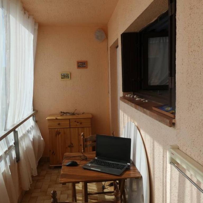 Face port Plage à 350m joli T2 clair 4 couchages avec parking privé, draps serviettes non fournies - Apartment mit 1 Schlafzimmer - 8