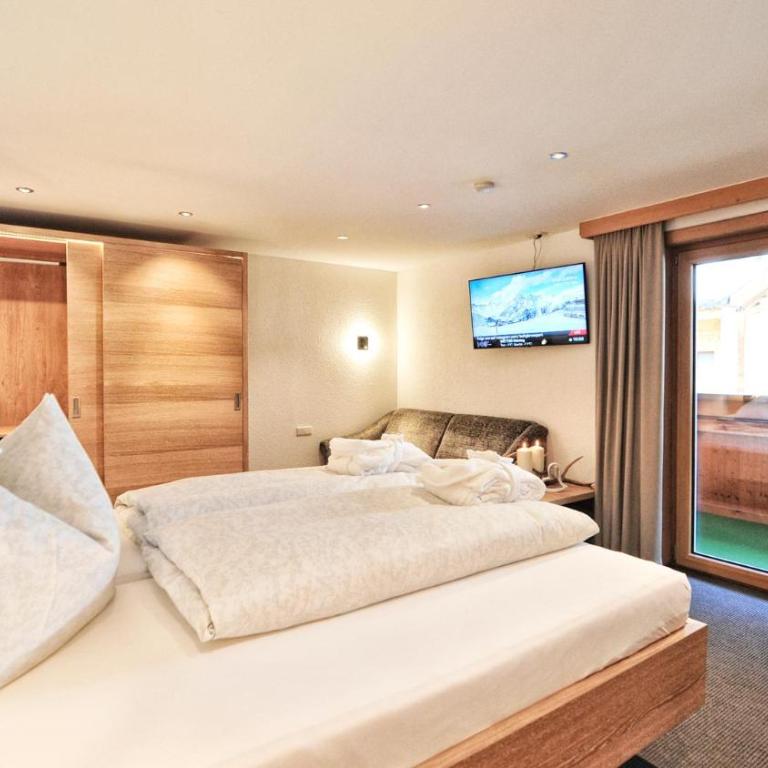 Mountain Apartments - living by Salner - Apartment - 2