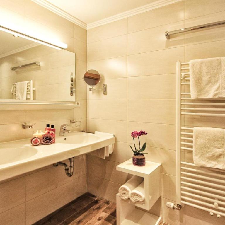 Mountain Apartments - living by Salner - Apartment - 4