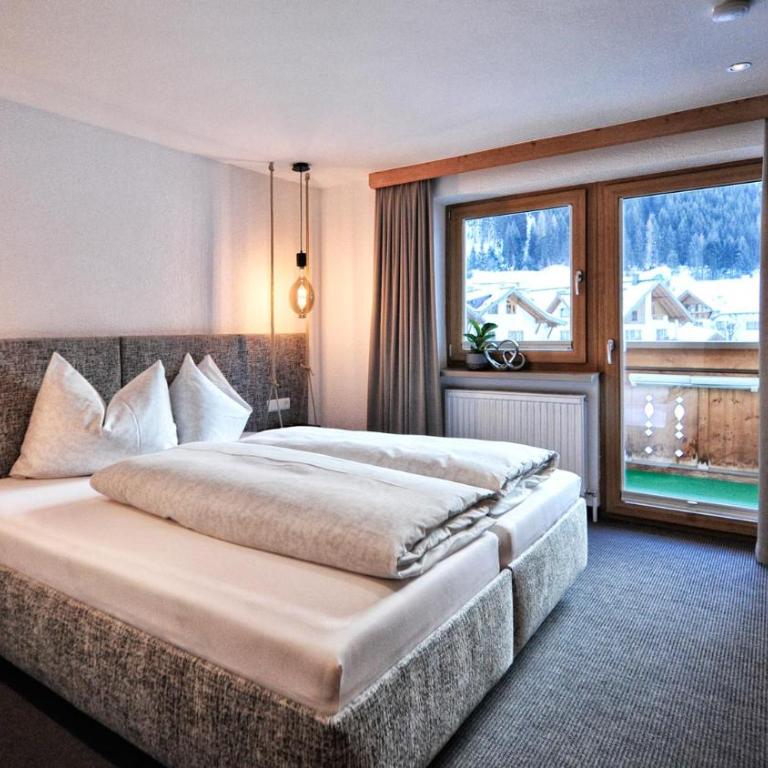 Mountain Apartments - living by Salner - Apartment - 1