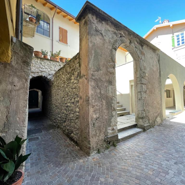 La Casa nei Vicoli: in Centro a Due Passi dal Lago - Appartamento con 1 Camera da Letto - 28
