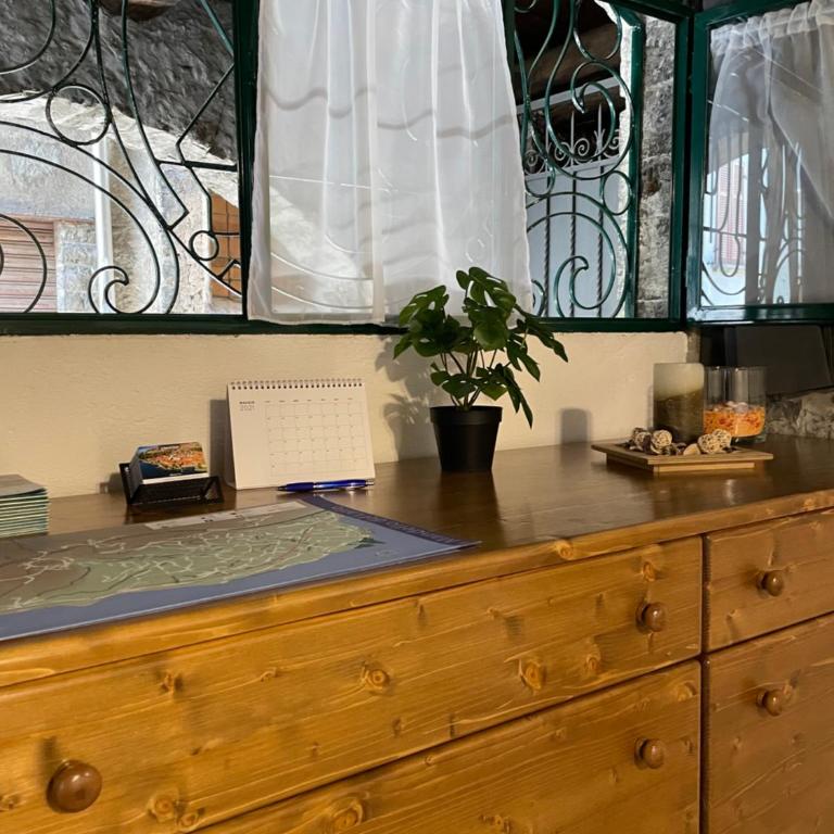La Casa nei Vicoli: in Centro a Due Passi dal Lago - Appartamento con 1 Camera da Letto - 15