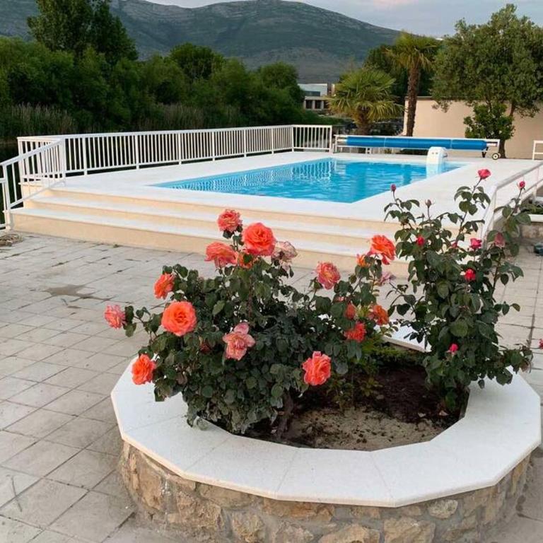 WATERFRONT VILLA SUNSET DREAM WITH POOL - Superior Vila - 27