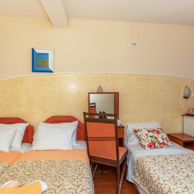 Apartments Pod Lozom with Seaview - Triple Room - 9