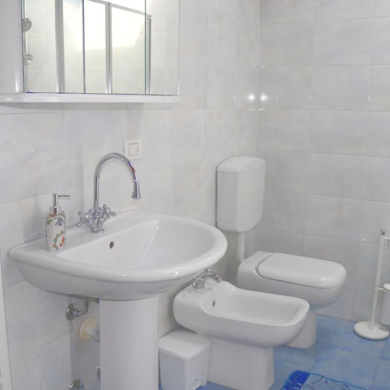 Casa Jasmin, 2 floors, private garden - Two-Bedroom Villa - 10