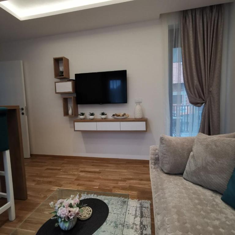 Ratkovic Lux Apartman - Deluxe Apartment - 8
