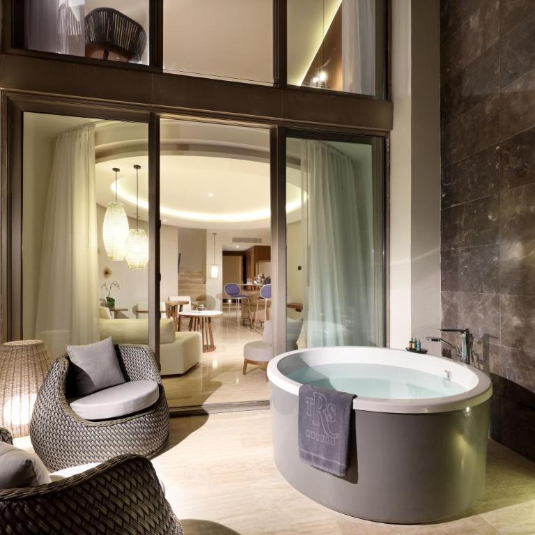 TRS Coral Hotel - Adults Only - All Inclusive - Loft Suite Jacuzzi Terrace - 6