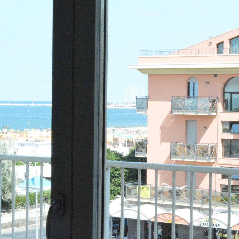 Hotel Riva e Mare - Camera Matrimoniale con Balcone e Vista Mare - 19