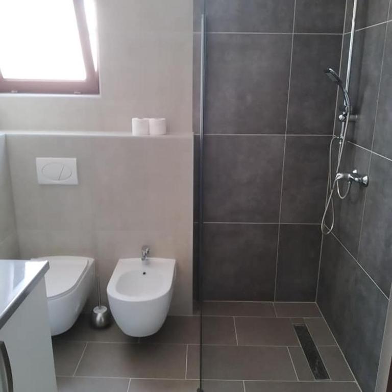 Markaz Apartman Bihac - Apartment with Garden View - 12