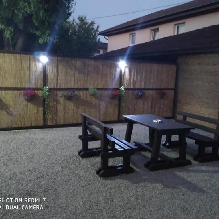 Markaz Apartman Bihac - Apartment with Garden View - 18