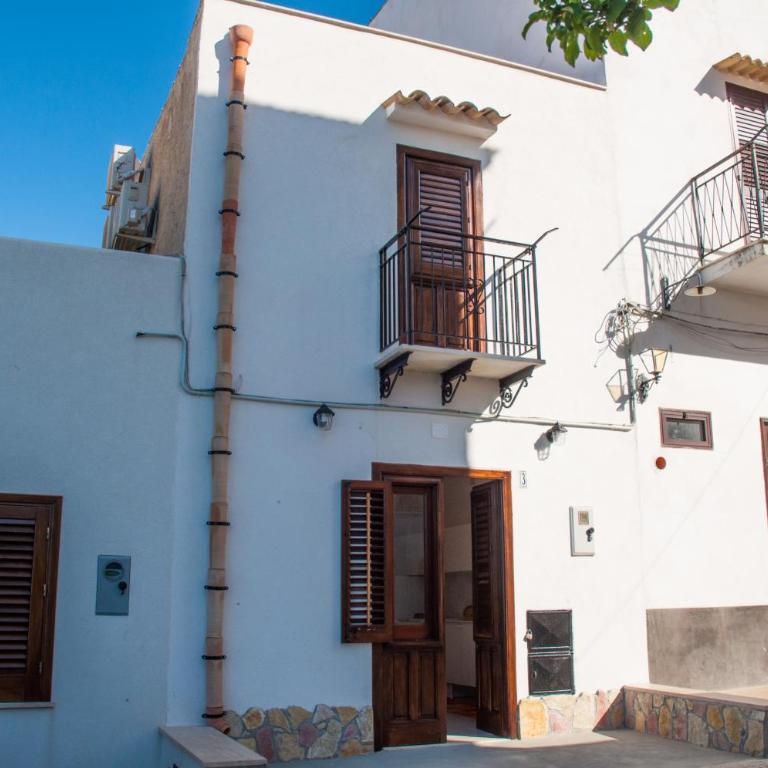 Cialoma Home Holiday - Casa con 2 Camere da Letto e Vista Mare - Su 2 Livelli - 12