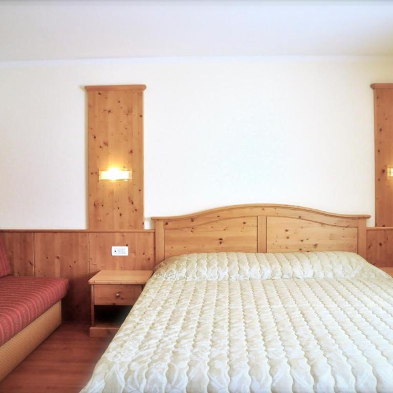 Apartments Bracun - One-Bedroom Apartment with Mountain View - 2