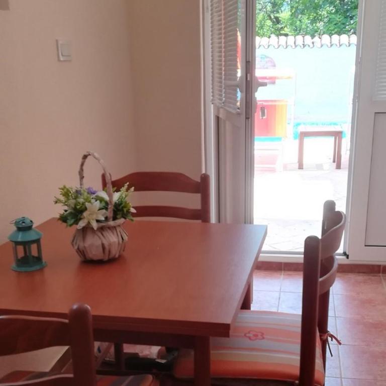 Apartmani Mihailovic - One-Bedroom Apartment - 1