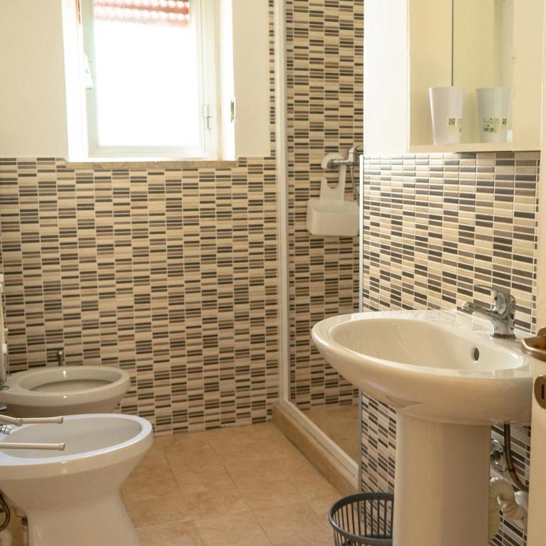 Casa Vacanze Donn'Anna - Appartamento con 3 Camere da Letto - 6