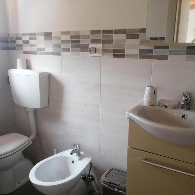 Villa Patrizia - Camera Matrimoniale con Bagno Privato - 4