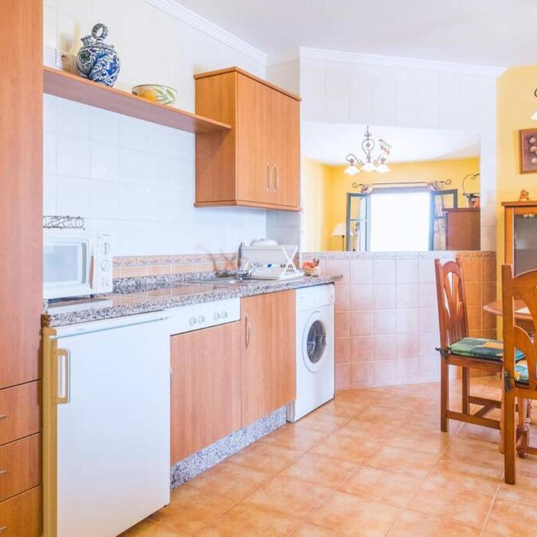 Bonito apartamento Piscina Wifi - Apartamento de 1 dormitorio - 3