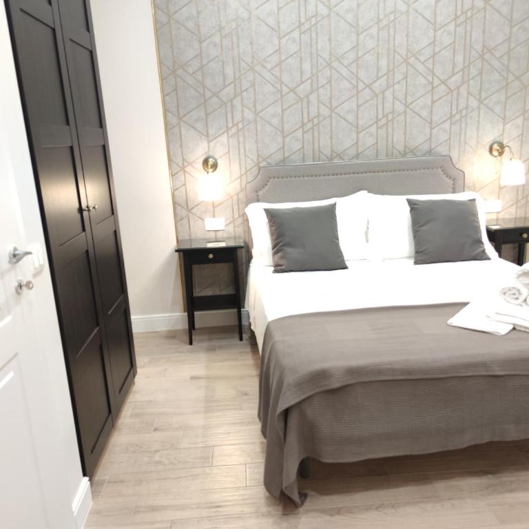 D'Annunzio Street Apartment - One-Bedroom Apartment - 4