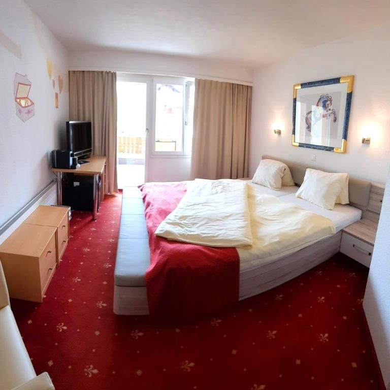 Family Hotel Desirée - Familienzimmer mit Balkon - 2