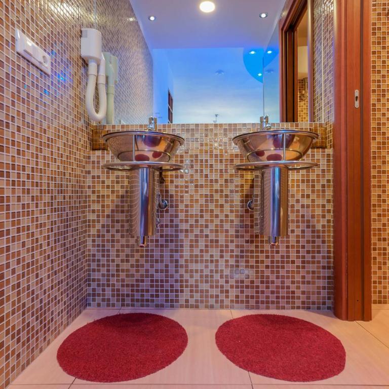 Le Suite Sul Corso - Chambre Lit Queen-Size avec Baignoire Spa - 15