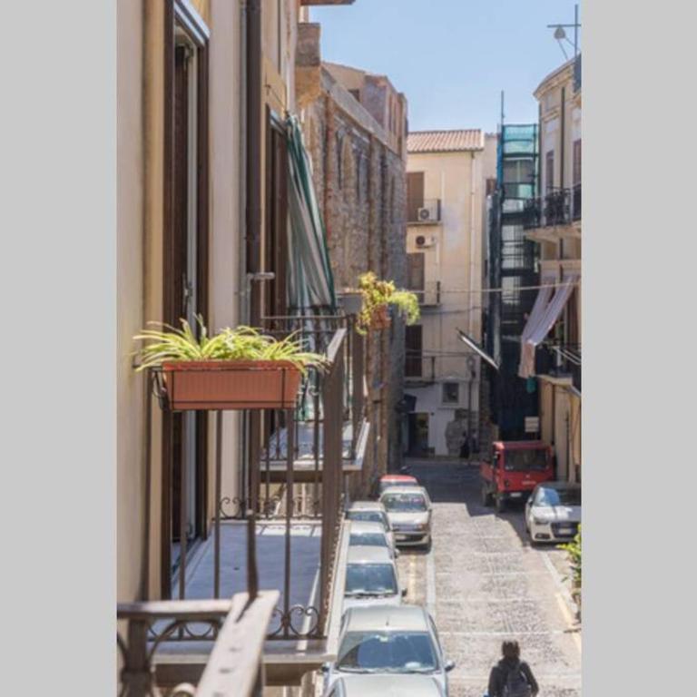 Appartamento Nobiliare Design a 2 passi dal mare - Appartamento con 3 Camere da Letto - 4