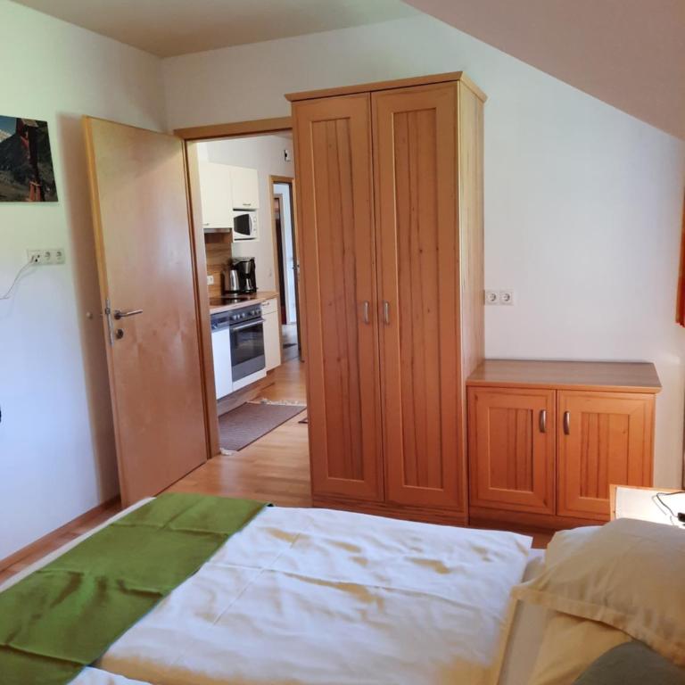 Landgasthof Hubertusstubn - Apartment mit 2 Schlafzimmern - 1