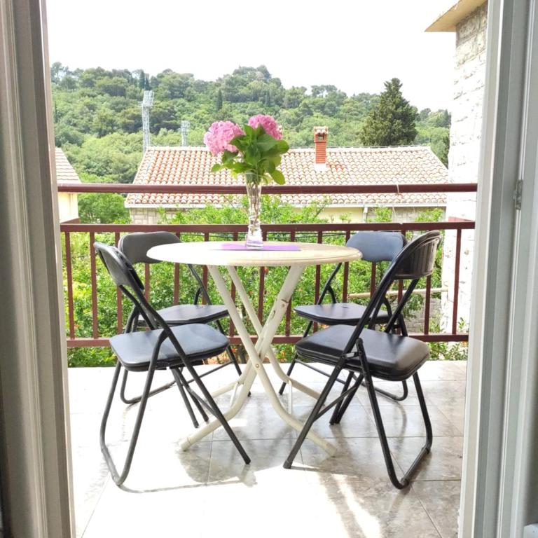 Djedovic Castle - One-Bedroom Apartment - 1