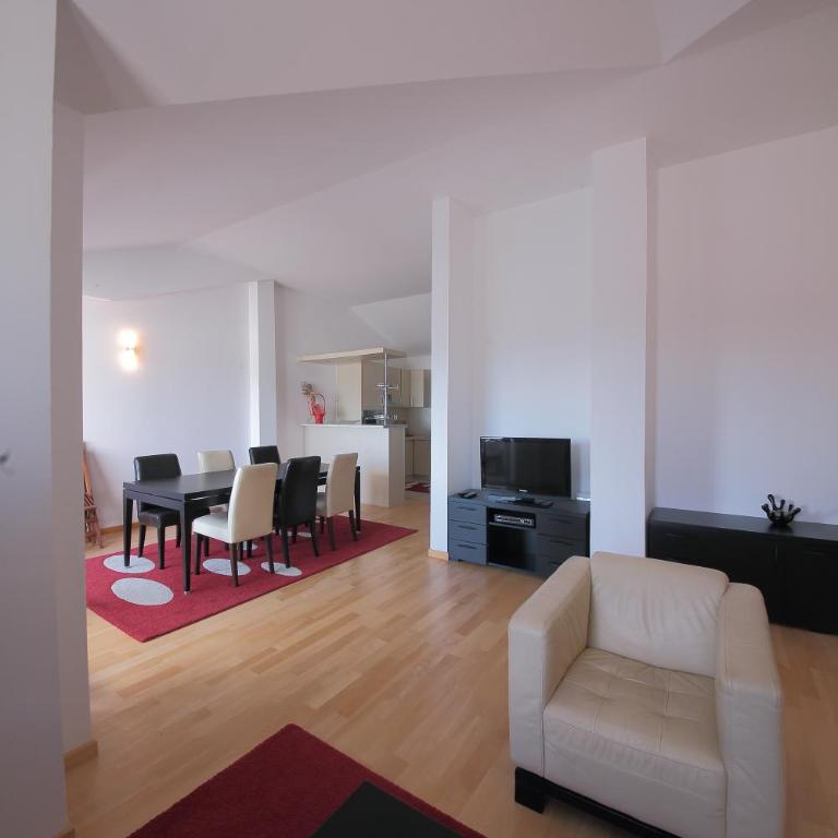 Guest house Zenović - Two-Bedroom Apartment with Terrace and Sea View - 3