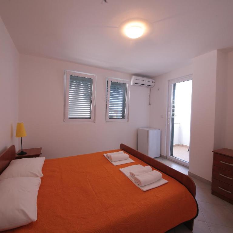 Guest house Zenović - Double Room with Balcony - 2