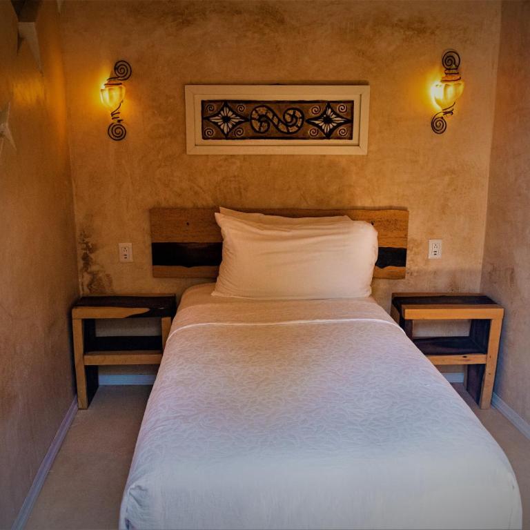 Villa Las Estrellas Tulum - located at the party zone - Suite Junior con vistas a la piscina - 1
