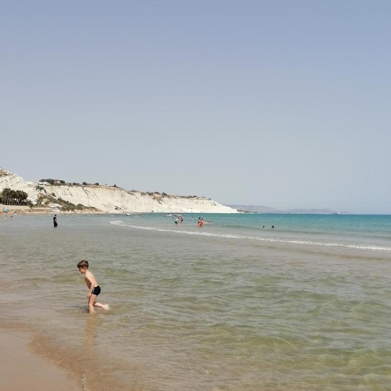 AL FARO - Camera Matrimoniale/Doppia con Letti Singoli con Bagno - 10