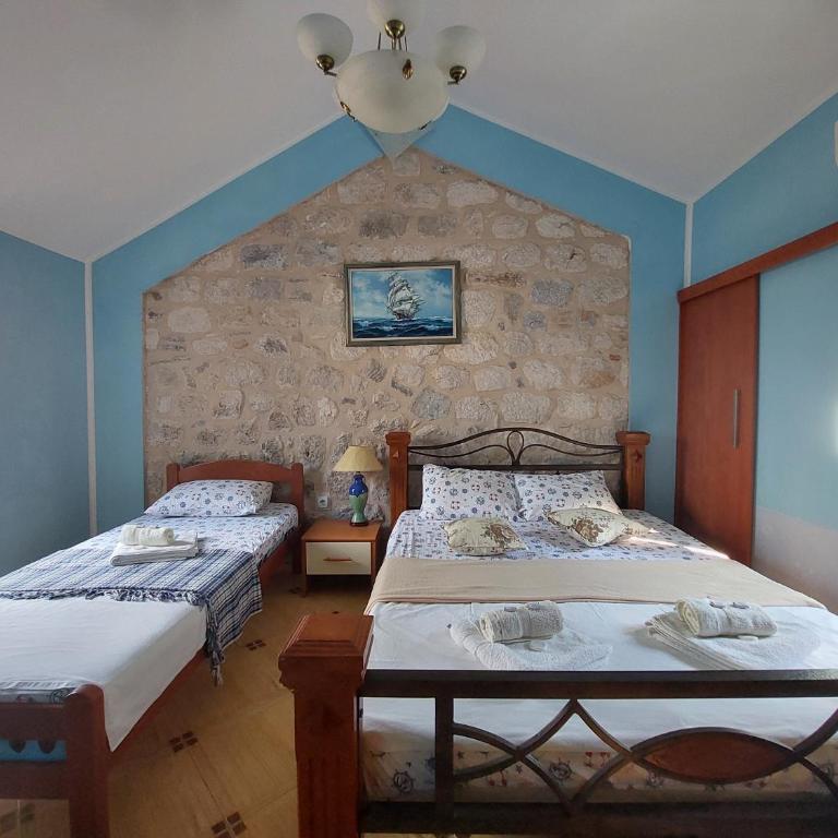 Apartments Jelena - Apartman s 1 Spavaćom Sobom i Balkonom - 17