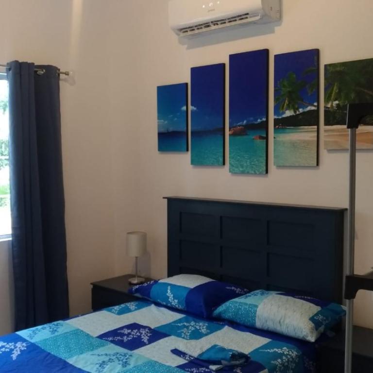 Corte de Los Angeles - Two-Bedroom Apartment - 25