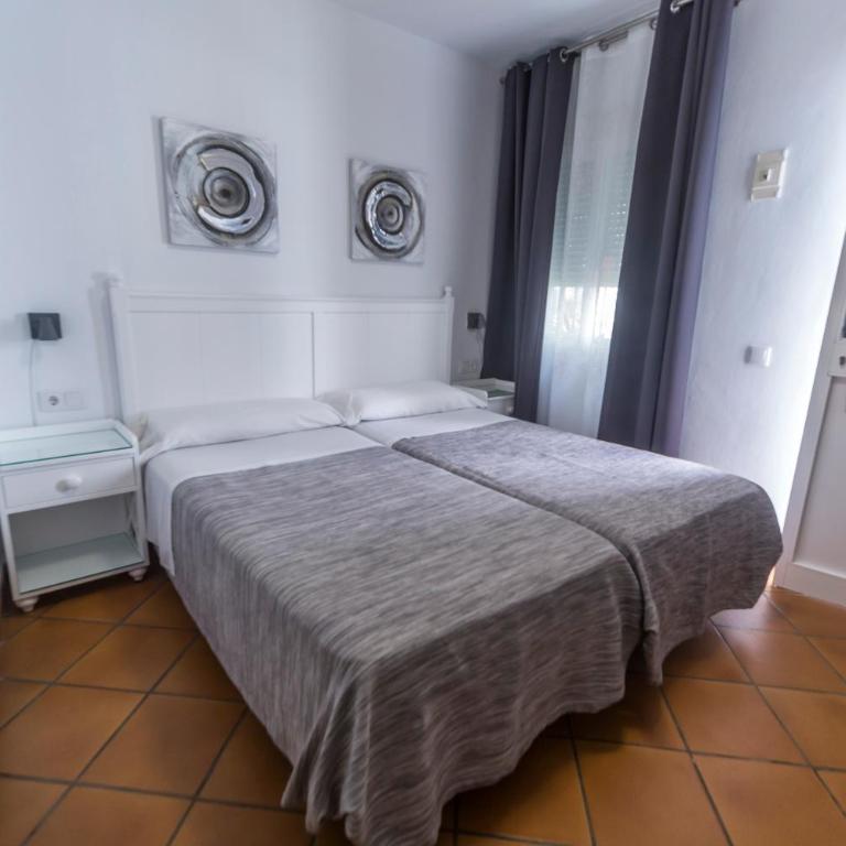 Hostal San Ramón - Habitación Doble Superior - 2 camas - 7