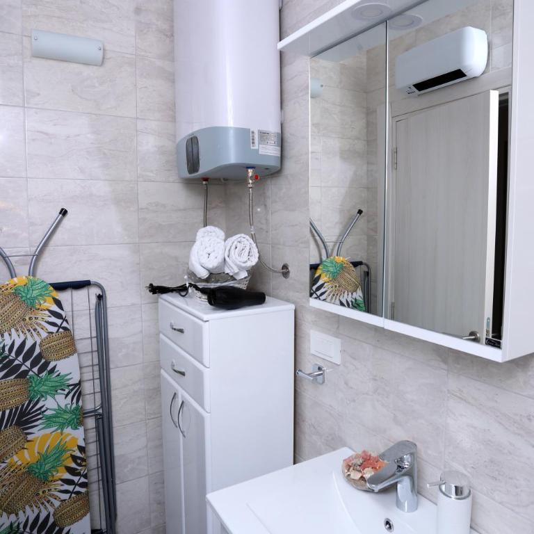 Tamaris Apartmani Igalo Centar - Apartment with Balcony - 20