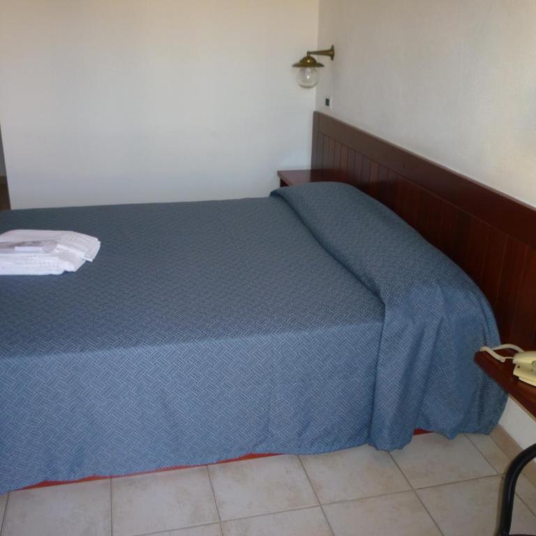 Hotel l'Ancora - Camera Matrimoniale/Doppia con Letti Singoli - 3