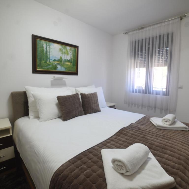 "Mini Hotel Vienna" Apartments - Apartman sa Balkonom - 13