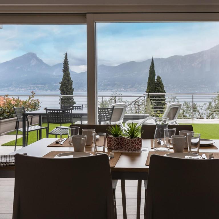 Residence Solei Classic & Plus - Plus Two-Bedroom Apartment with Balcony and Lake View - 20