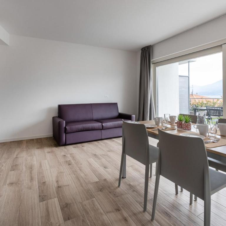 Residence Solei Classic & Plus - Plus Two-Bedroom Apartment with Balcony and Lake View - 25