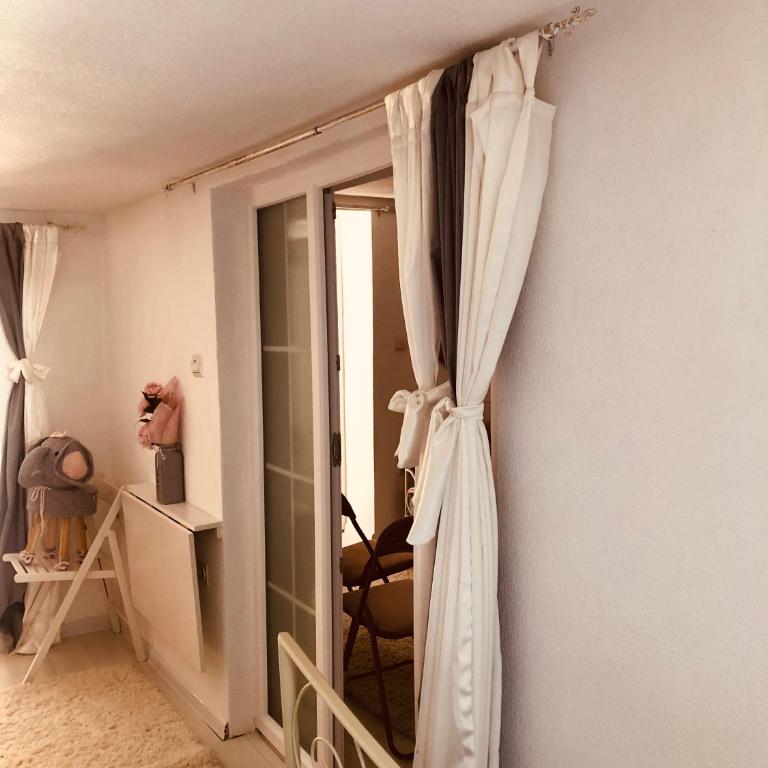 Apartman Indira - Dvokrevetna Soba sa Bračnim Krevetom - 2