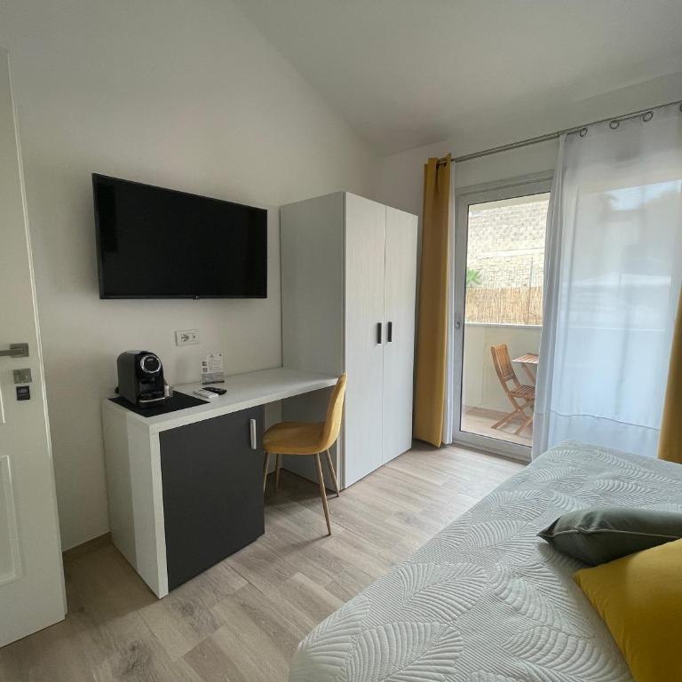 Admayora Guest House - Camera Matrimoniale Standard - 9