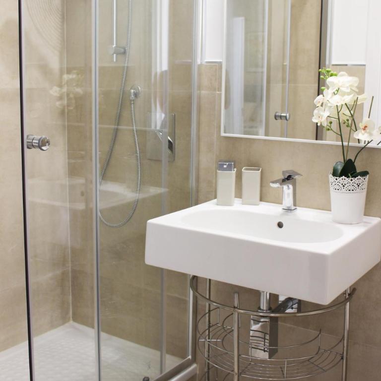 Casa Thalassa - One-Bedroom Apartment - 14
