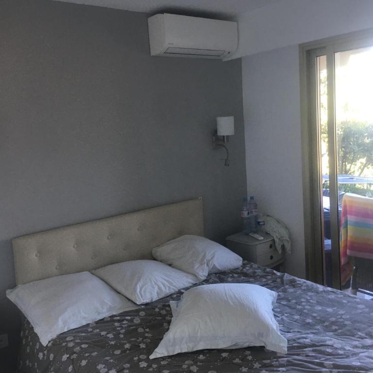 Clim Jardin et parking privé -piscine tennis et Park Vue mer - Appartement 1 Chambre - 12