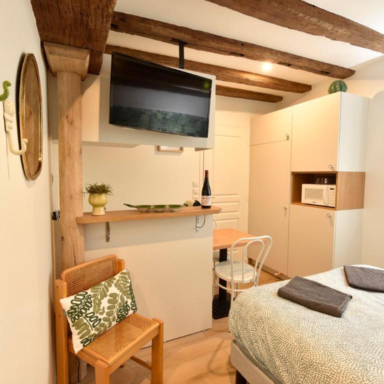 La Lirosane, 3 studios, 3,7km du Zoo, Centre-ville - Monolocale - 1