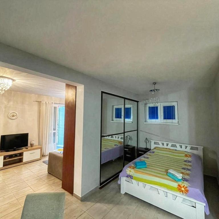 Apartman M&U - One-Bedroom Apartment - 10